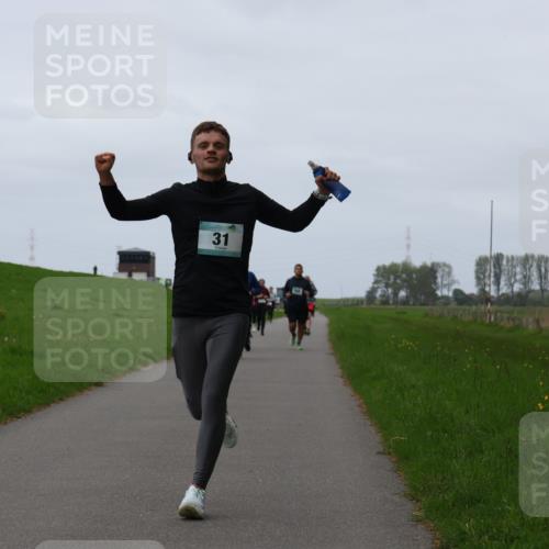 04.05.2025 - 8. Wedeler Halbmarathon Yannick Fuchs http://msf.ph/oto/7838201 04.05.2025 11:25:11 Laufen 31 meine-sportfotos.de