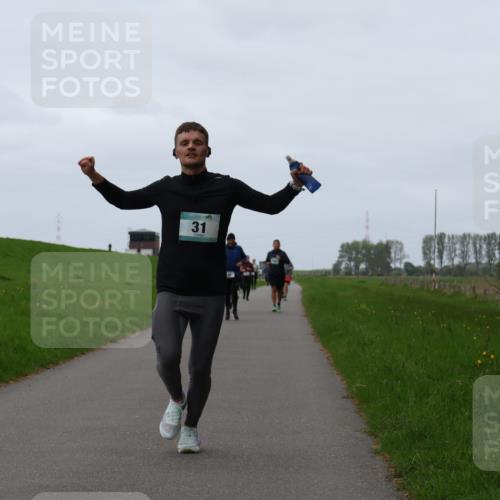 04.05.2025 - 8. Wedeler Halbmarathon Yannick Fuchs http://msf.ph/oto/7838211 04.05.2025 11:25:11 Laufen 31 meine-sportfotos.de
