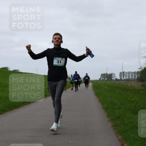 04.05.2025 - 8. Wedeler Halbmarathon Yannick Fuchs http://msf.ph/oto/7838245 04.05.2025 11:25:12 Laufen 31 meine-sportfotos.de