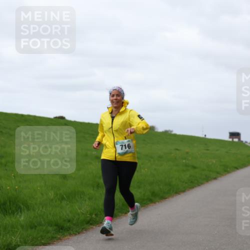 04.05.2025 - 8. Wedeler Halbmarathon Yannick Fuchs http://msf.ph/oto/7838254 04.05.2025 12:02:25 Laufen 716 meine-sportfotos.de