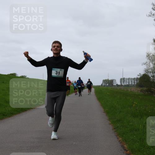 04.05.2025 - 8. Wedeler Halbmarathon Yannick Fuchs http://msf.ph/oto/7838259 04.05.2025 11:25:12 Laufen 31 meine-sportfotos.de