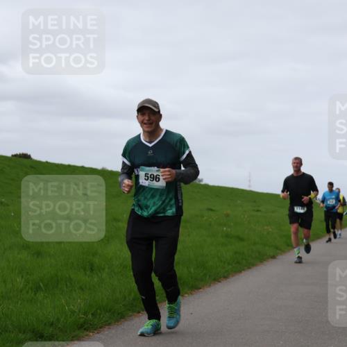 04.05.2025 - 8. Wedeler Halbmarathon Yannick Fuchs http://msf.ph/oto/7838262 04.05.2025 11:46:44 Laufen 596, 1148 meine-sportfotos.de
