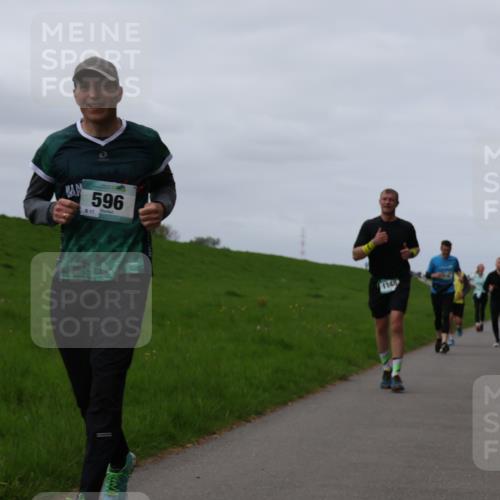 04.05.2025 - 8. Wedeler Halbmarathon Yannick Fuchs http://msf.ph/oto/7838274 04.05.2025 11:46:44 Laufen 596, 8, 17, 1148 meine-sportfotos.de