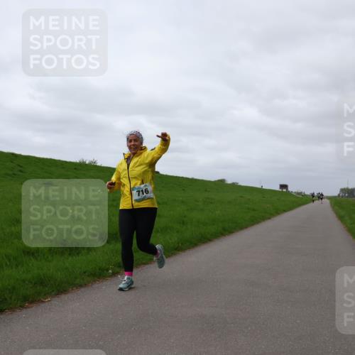 04.05.2025 - 8. Wedeler Halbmarathon Yannick Fuchs http://msf.ph/oto/7838275 04.05.2025 12:02:26 Laufen 716 meine-sportfotos.de