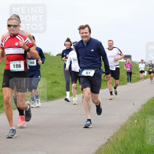 04.05.2025 - 8. Wedeler Halbmarathon Lena Gebhardt http://msf.ph/oto/7838323 04.05.2025 11:37:08 Laufen 782, 15, 107, 186, 51, 855 meine-sportfotos.de