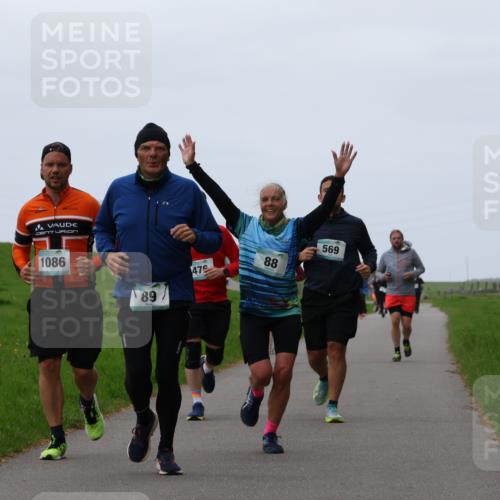 04.05.2025 - 8. Wedeler Halbmarathon Yannick Fuchs http://msf.ph/oto/7838331 04.05.2025 11:25:17 Laufen 1086, 89, 99, 476, 88, 569 meine-sportfotos.de