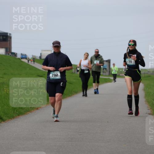 04.05.2025 - 8. Wedeler Halbmarathon Yannick Fuchs http://msf.ph/oto/7838334 04.05.2025 12:02:41 Laufen 792, 70 meine-sportfotos.de