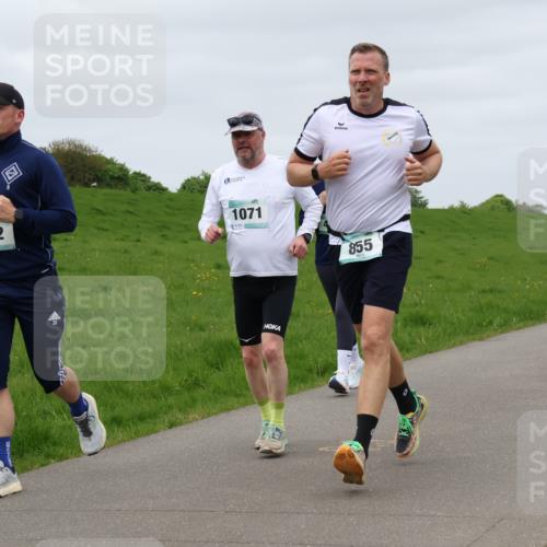 04.05.2025 - 8. Wedeler Halbmarathon Lena Gebhardt http://msf.ph/oto/7838416 04.05.2025 11:37:13 Laufen 782, 1071, 855 meine-sportfotos.de