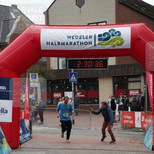04.05.2025 - 8. Wedeler Halbmarathon Felixshl http://msf.ph/oto/7838434 04.05.2025 12:30:34 Ziel 627 meine-sportfotos.de