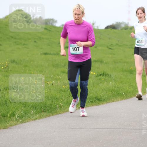 04.05.2025 - 8. Wedeler Halbmarathon Lena Gebhardt http://msf.ph/oto/7838460 04.05.2025 11:37:23 Laufen 107, 633, 632 meine-sportfotos.de