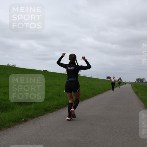 04.05.2025 - 8. Wedeler Halbmarathon Yannick Fuchs http://msf.ph/oto/7838472 04.05.2025 12:02:53 Laufen  meine-sportfotos.de