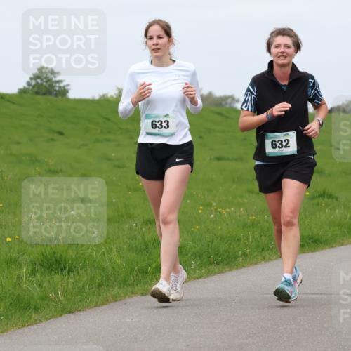 04.05.2025 - 8. Wedeler Halbmarathon Lena Gebhardt http://msf.ph/oto/7838474 04.05.2025 11:37:28 Laufen 633, 632 meine-sportfotos.de