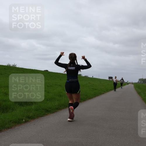 04.05.2025 - 8. Wedeler Halbmarathon Yannick Fuchs http://msf.ph/oto/7838476 04.05.2025 12:02:53 Laufen  meine-sportfotos.de