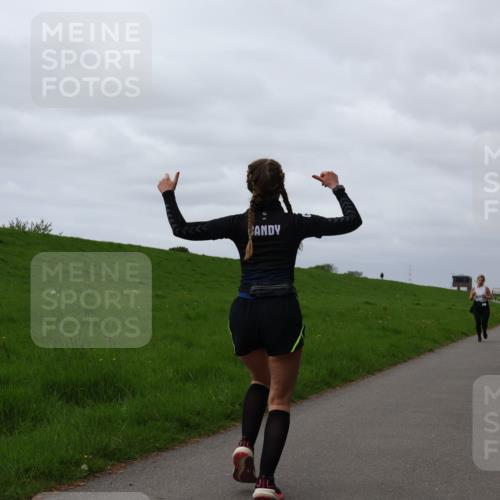 04.05.2025 - 8. Wedeler Halbmarathon Yannick Fuchs http://msf.ph/oto/7838490 04.05.2025 12:02:53 Laufen  meine-sportfotos.de