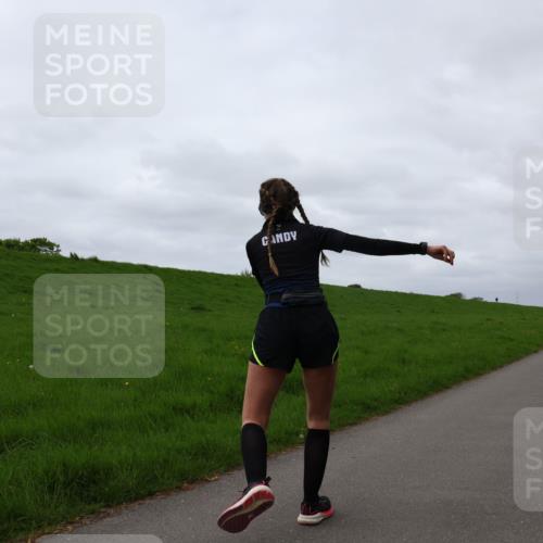 04.05.2025 - 8. Wedeler Halbmarathon Yannick Fuchs http://msf.ph/oto/7838500 04.05.2025 12:02:54 Laufen  meine-sportfotos.de
