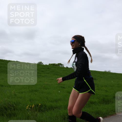 04.05.2025 - 8. Wedeler Halbmarathon Yannick Fuchs http://msf.ph/oto/7838527 04.05.2025 12:02:54 Laufen  meine-sportfotos.de