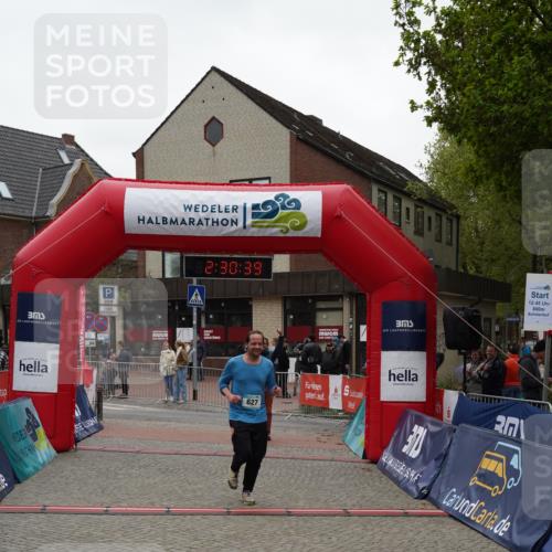04.05.2025 - 8. Wedeler Halbmarathon Felixshl http://msf.ph/oto/7838549 04.05.2025 12:30:36 Ziel 627 meine-sportfotos.de