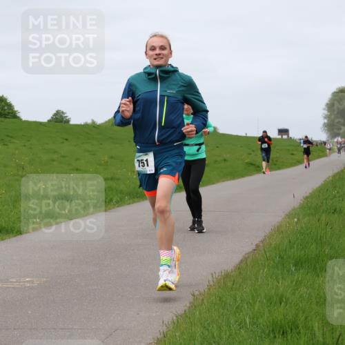 04.05.2025 - 8. Wedeler Halbmarathon Lena Gebhardt http://msf.ph/oto/7838550 04.05.2025 11:37:33 Laufen 751, 814 meine-sportfotos.de