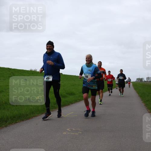 04.05.2025 - 8. Wedeler Halbmarathon Yannick Fuchs http://msf.ph/oto/7838567 04.05.2025 11:25:22 Laufen 89, 88, 476 meine-sportfotos.de