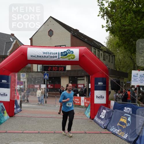 04.05.2025 - 8. Wedeler Halbmarathon Felixshl http://msf.ph/oto/7838581 04.05.2025 12:30:37 Ziel 627 meine-sportfotos.de