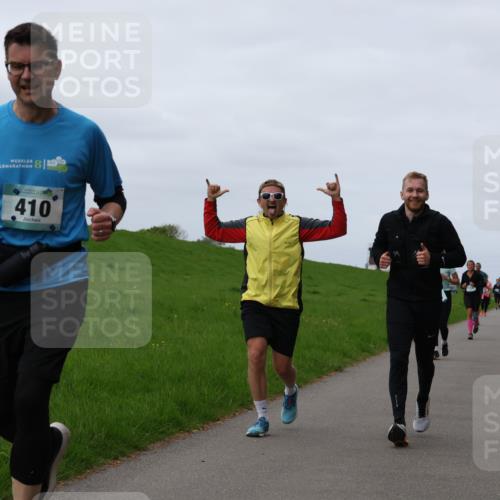 04.05.2025 - 8. Wedeler Halbmarathon Yannick Fuchs http://msf.ph/oto/7838617 04.05.2025 11:46:52 Laufen 410 meine-sportfotos.de