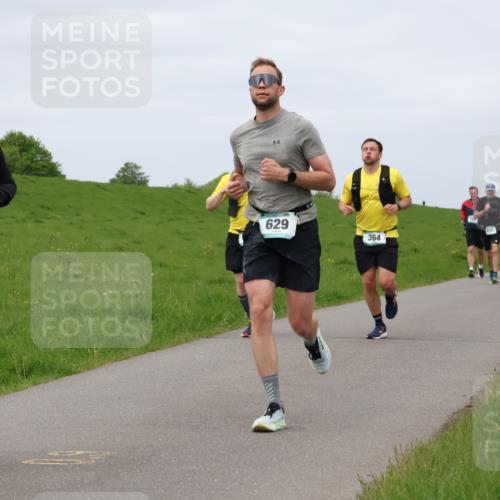 04.05.2025 - 8. Wedeler Halbmarathon Lena Gebhardt http://msf.ph/oto/7838659 04.05.2025 11:38:19 Laufen 1166, 629, 175, 364 meine-sportfotos.de