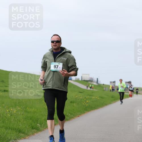 04.05.2025 - 8. Wedeler Halbmarathon Yannick Fuchs http://msf.ph/oto/7838672 04.05.2025 12:03:03 Laufen 97 meine-sportfotos.de