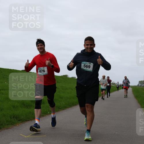 04.05.2025 - 8. Wedeler Halbmarathon Yannick Fuchs http://msf.ph/oto/7838690 04.05.2025 11:25:24 Laufen 476, 569 meine-sportfotos.de