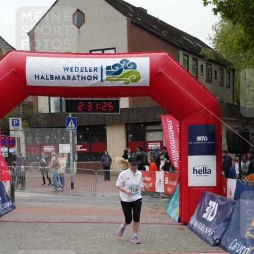 04.05.2025 - 8. Wedeler Halbmarathon Felixshl http://msf.ph/oto/7838717 04.05.2025 12:31:23 Ziel  meine-sportfotos.de
