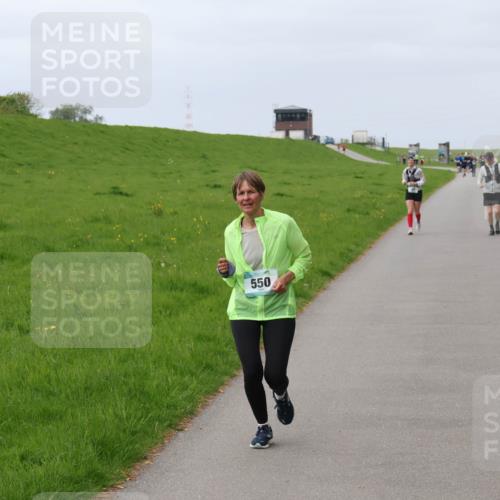 04.05.2025 - 8. Wedeler Halbmarathon Yannick Fuchs http://msf.ph/oto/7838730 04.05.2025 12:03:26 Laufen 550 meine-sportfotos.de