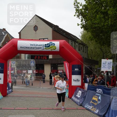 04.05.2025 - 8. Wedeler Halbmarathon Felixshl http://msf.ph/oto/7838742 04.05.2025 12:31:23 Ziel  meine-sportfotos.de