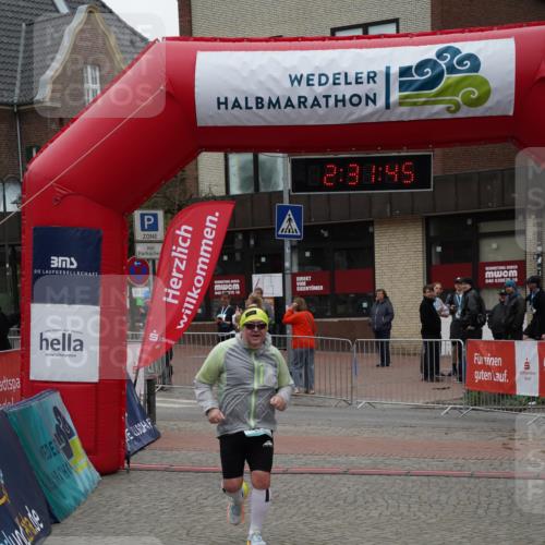 04.05.2025 - 8. Wedeler Halbmarathon Felixshl http://msf.ph/oto/7838801 04.05.2025 12:31:43 Ziel 178 meine-sportfotos.de