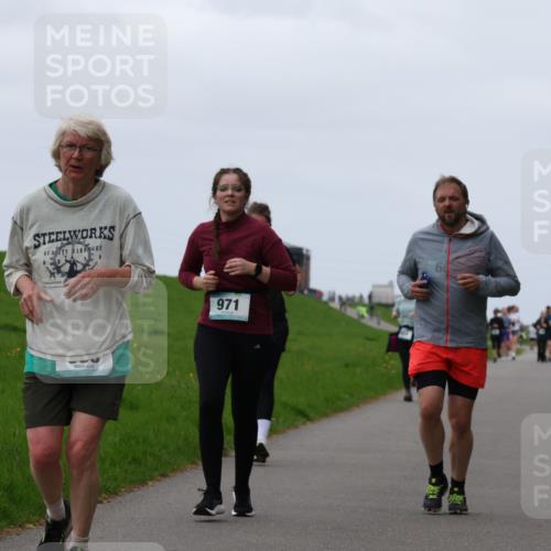 04.05.2025 - 8. Wedeler Halbmarathon Yannick Fuchs http://msf.ph/oto/7838814 04.05.2025 11:25:27 Laufen 971 meine-sportfotos.de
