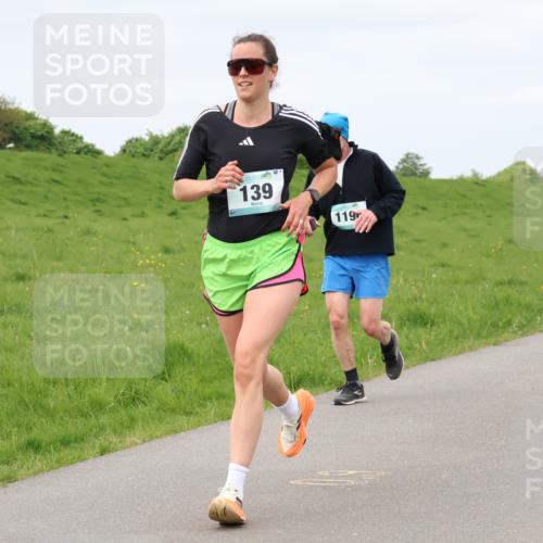 04.05.2025 - 8. Wedeler Halbmarathon Lena Gebhardt http://msf.ph/oto/7838895 04.05.2025 11:39:05 Laufen 139, 119 meine-sportfotos.de