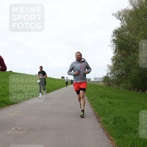 04.05.2025 - 8. Wedeler Halbmarathon Yannick Fuchs http://msf.ph/oto/7838973 04.05.2025 11:25:31 Laufen 971, 31 meine-sportfotos.de