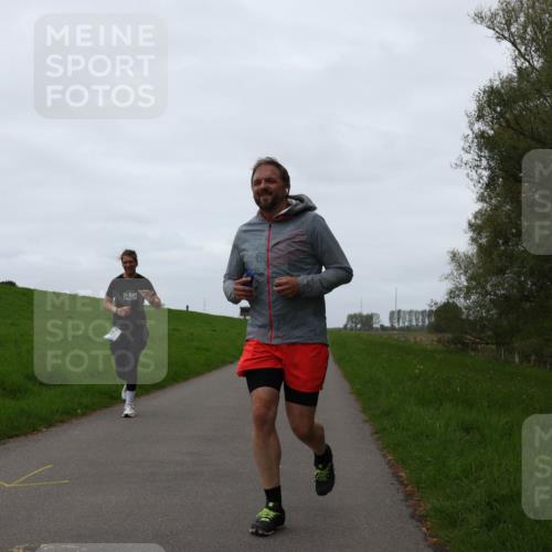 04.05.2025 - 8. Wedeler Halbmarathon Yannick Fuchs http://msf.ph/oto/7839003 04.05.2025 11:25:31 Laufen 31 meine-sportfotos.de