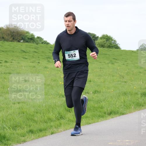 04.05.2025 - 8. Wedeler Halbmarathon Lena Gebhardt http://msf.ph/oto/7839012 04.05.2025 11:39:51 Laufen 552, 325 meine-sportfotos.de