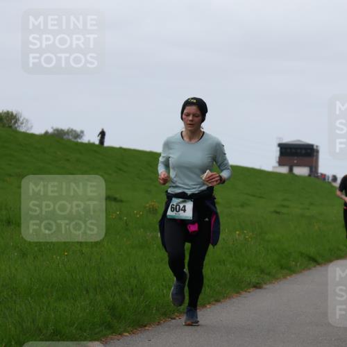 04.05.2025 - 8. Wedeler Halbmarathon Yannick Fuchs http://msf.ph/oto/7839065 04.05.2025 11:25:35 Laufen 604, 526 meine-sportfotos.de
