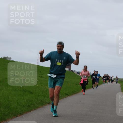 04.05.2025 - 8. Wedeler Halbmarathon Yannick Fuchs http://msf.ph/oto/7839067 04.05.2025 11:47:04 Laufen 2025, 141 meine-sportfotos.de