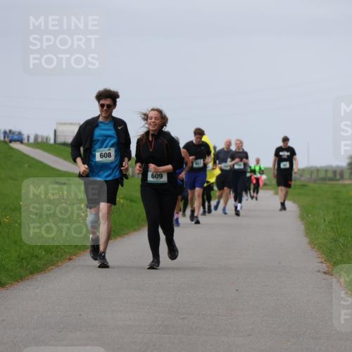 04.05.2025 - 8. Wedeler Halbmarathon Yannick Fuchs http://msf.ph/oto/7839069 04.05.2025 12:04:14 Laufen 608, 609, 657 meine-sportfotos.de