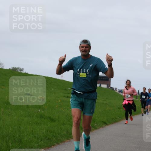04.05.2025 - 8. Wedeler Halbmarathon Yannick Fuchs http://msf.ph/oto/7839086 04.05.2025 11:47:05 Laufen 2025, 141, 241 meine-sportfotos.de