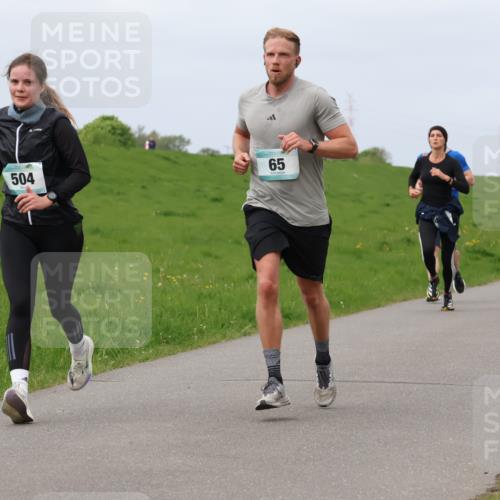 04.05.2025 - 8. Wedeler Halbmarathon Lena Gebhardt http://msf.ph/oto/7839138 04.05.2025 11:41:07 Laufen 504, 65, 872 meine-sportfotos.de