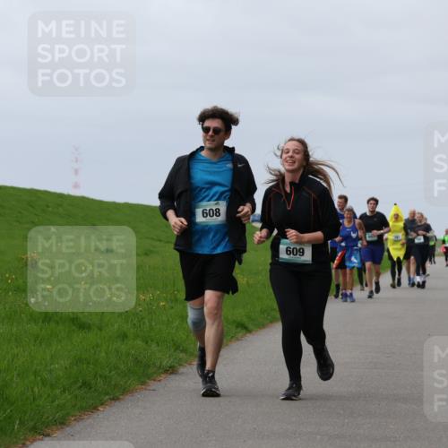 04.05.2025 - 8. Wedeler Halbmarathon Yannick Fuchs http://msf.ph/oto/7839171 04.05.2025 12:04:22 Laufen 608, 609, 65 meine-sportfotos.de