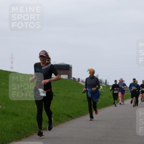 04.05.2025 - 8. Wedeler Halbmarathon Yannick Fuchs http://msf.ph/oto/7839227 04.05.2025 11:25:39 Laufen 626 meine-sportfotos.de