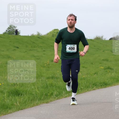 04.05.2025 - 8. Wedeler Halbmarathon Lena Gebhardt http://msf.ph/oto/7839228 04.05.2025 11:41:30 Laufen 68, 400 meine-sportfotos.de