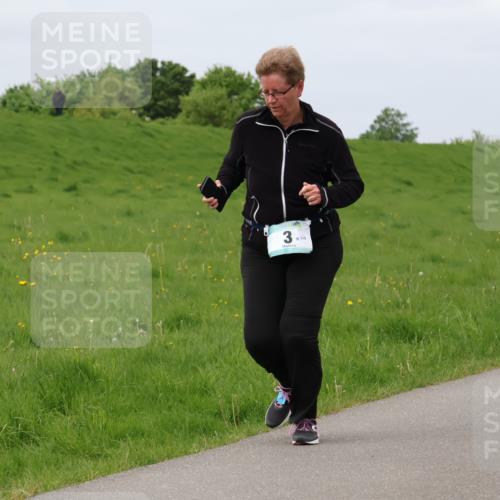 04.05.2025 - 8. Wedeler Halbmarathon Lena Gebhardt http://msf.ph/oto/7839250 04.05.2025 11:42:18 Laufen 3, 115 meine-sportfotos.de