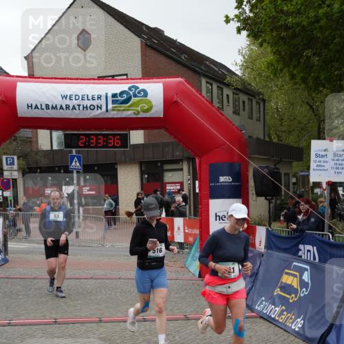 04.05.2025 - 8. Wedeler Halbmarathon Felixshl http://msf.ph/oto/7839252 04.05.2025 12:33:34 Ziel 53, 516, 531 meine-sportfotos.de