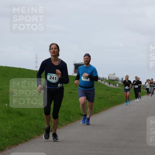 04.05.2025 - 8. Wedeler Halbmarathon Yannick Fuchs http://msf.ph/oto/7839267 04.05.2025 11:47:15 Laufen 241, 249 meine-sportfotos.de