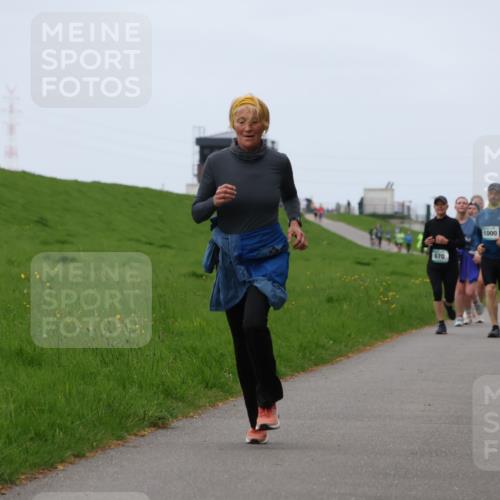 04.05.2025 - 8. Wedeler Halbmarathon Yannick Fuchs http://msf.ph/oto/7839284 04.05.2025 11:25:42 Laufen 670, 1000, 065 meine-sportfotos.de