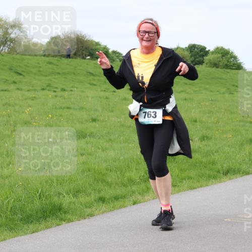 04.05.2025 - 8. Wedeler Halbmarathon Lena Gebhardt http://msf.ph/oto/7839285 04.05.2025 11:42:38 Laufen 763 meine-sportfotos.de